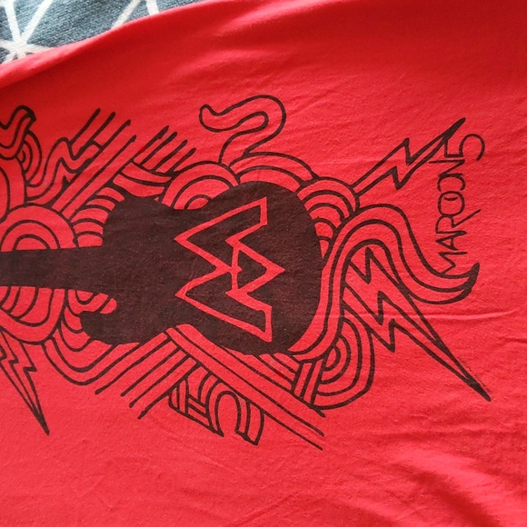 Maroon 5 tee mens medium - Picture 3 of 5
